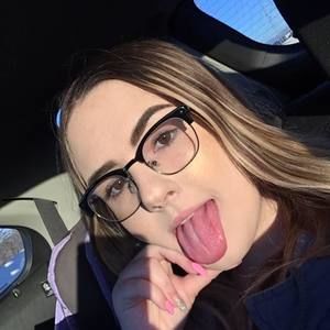 Meet your Posher, Kylee